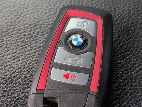 Used 2017 BMW 230i xDrive Convertible image 35