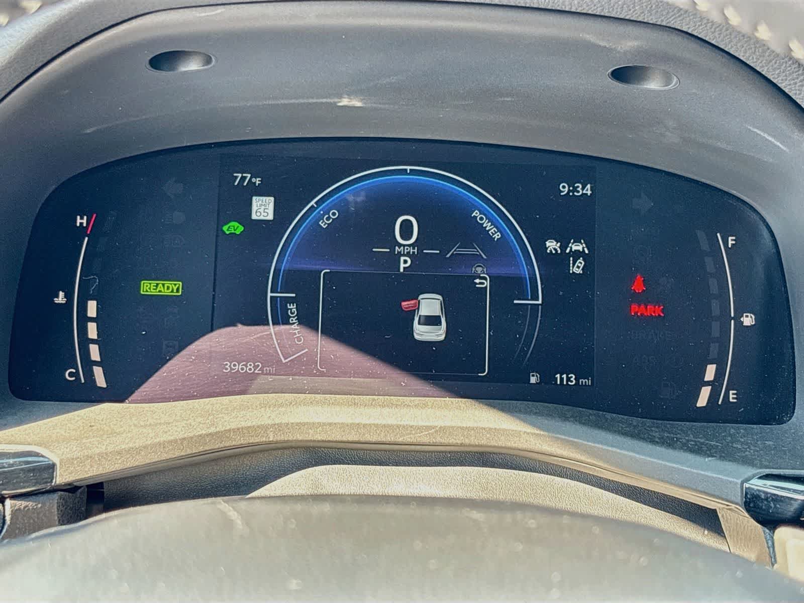 Used 2025 Toyota Camry SE w/ Convenience Package FWD image 12