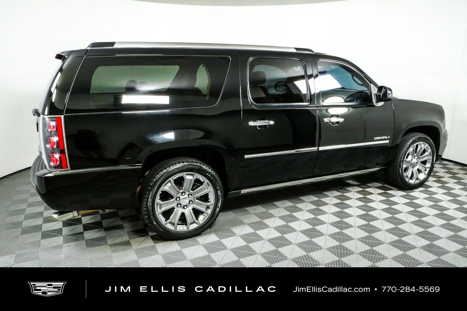 Used 2014 GMC Yukon XL Denali RWD image 2