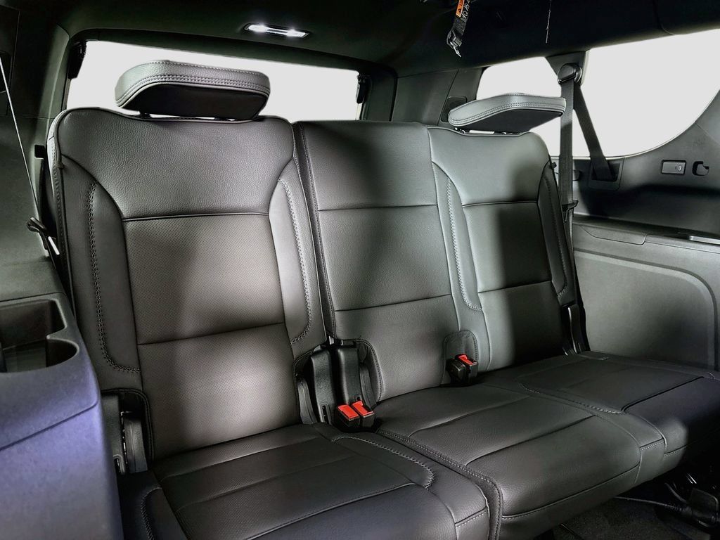 New 2026 GMC Yukon XL Denali w/ Denali Reserve Package AWD/4WD image 29