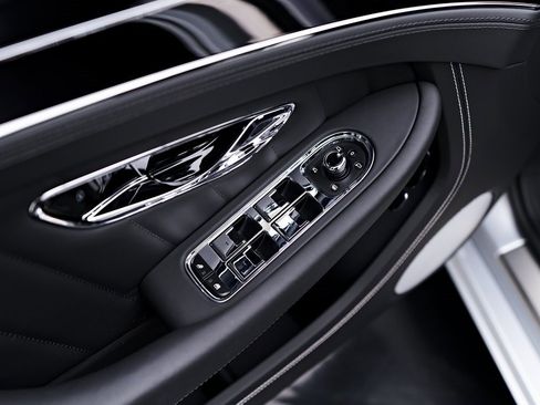 Used 2024 Bentley Continental GT image 40