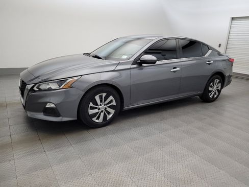 Used 2021 Nissan Altima 2.5 S FWD image 2