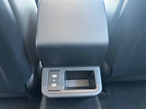 Used 2025 Kia K4 FWD image 19