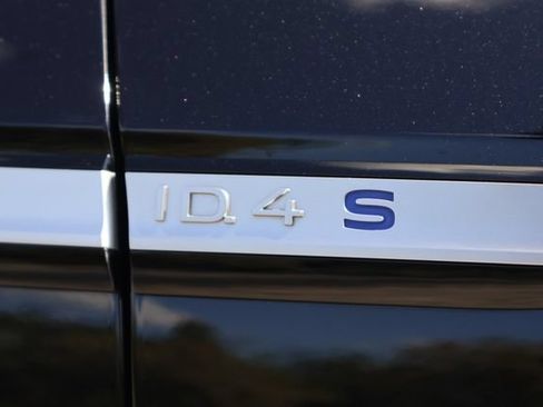 Used 2023 Volkswagen ID.4 S RWD image 10