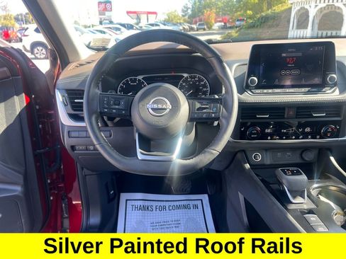 Used 2023 Nissan Rogue SV w/ SV Premium B Package image 14