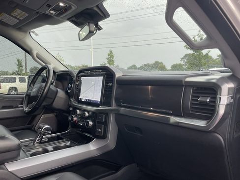 Used 2023 Ford F150 Lariat image 32