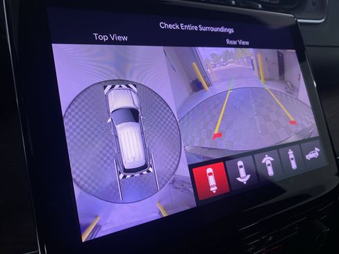 Used 2025 Jeep Grand Cherokee Summit w/ Obsidian Package image 7