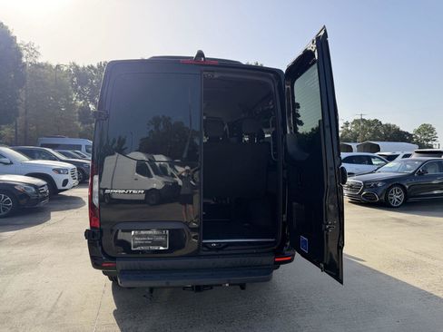 Certified 2022 Mercedes-Benz Sprinter 2500 image 17
