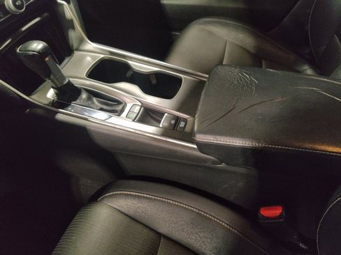 Used 2018 Honda Accord Sport image 26