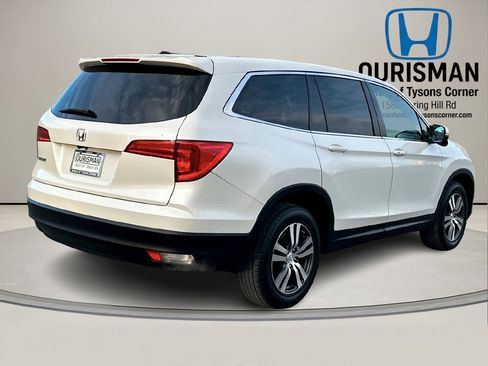 Used 2017 Honda Pilot EX image 4