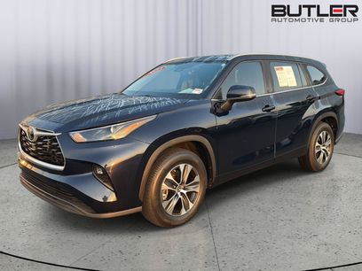 Used 2023 Toyota Highlander XLE
