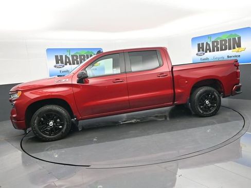 Used 2023 Chevrolet Silverado 1500 RST w/ Z71 Off-Road Package image 2