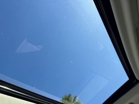 Used 2016 Lexus RX 450h AWD image 20