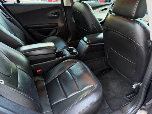 Used 2015 Chevrolet Volt Premium w/ Premium Trim Package FWD image 28