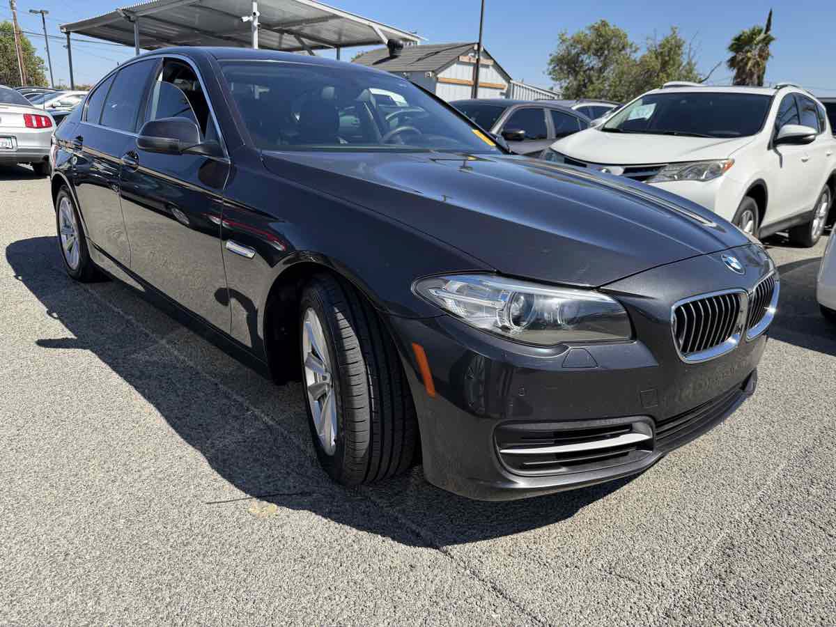 Used 2014 BMW 528i Sedan RWD image 9