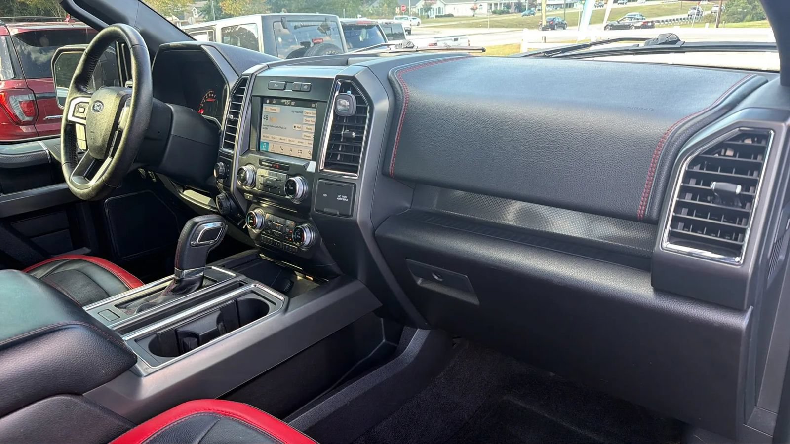 Used 2016 Ford F150 Lariat w/ Equipment Group 502A Luxury AWD/4WD image 20