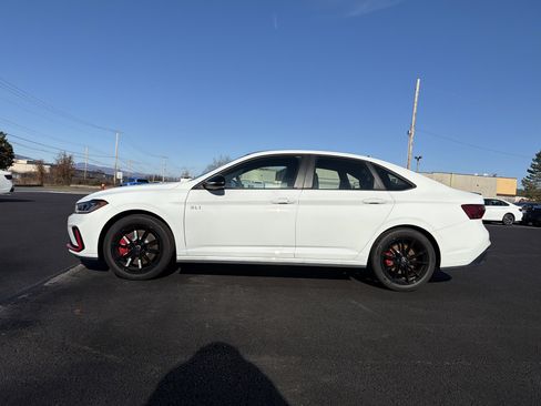 New 2026 Volkswagen Jetta GLI Autobahn image 9