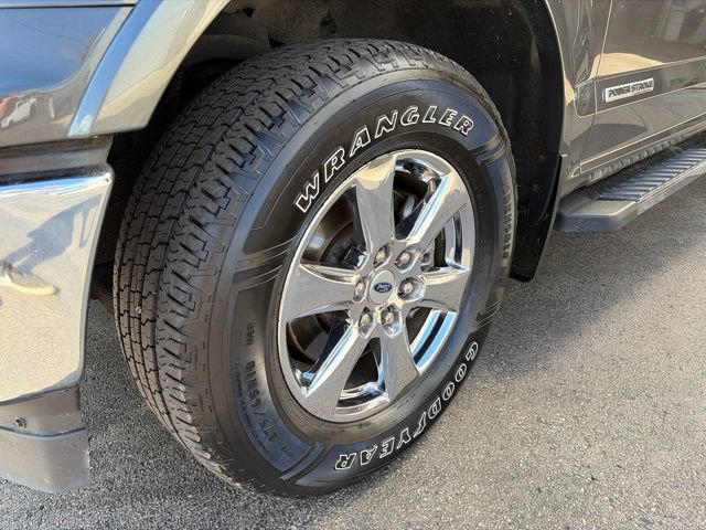 Used 2018 Ford F150 Lariat w/ Equipment Group 502A Luxury AWD/4WD image 6