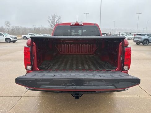 Used 2023 Chevrolet Colorado Trail Boss w/ Technology Package image 5