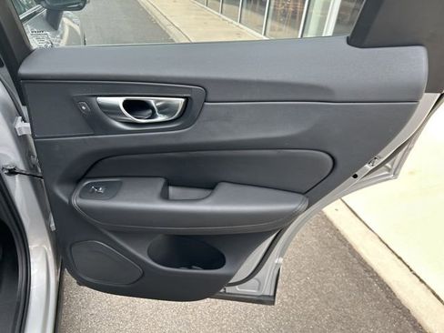 Certified 2025 Volvo XC60 B5 Plus AWD/4WD image 11