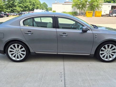Used 2012 Lincoln MKS FWD image 15