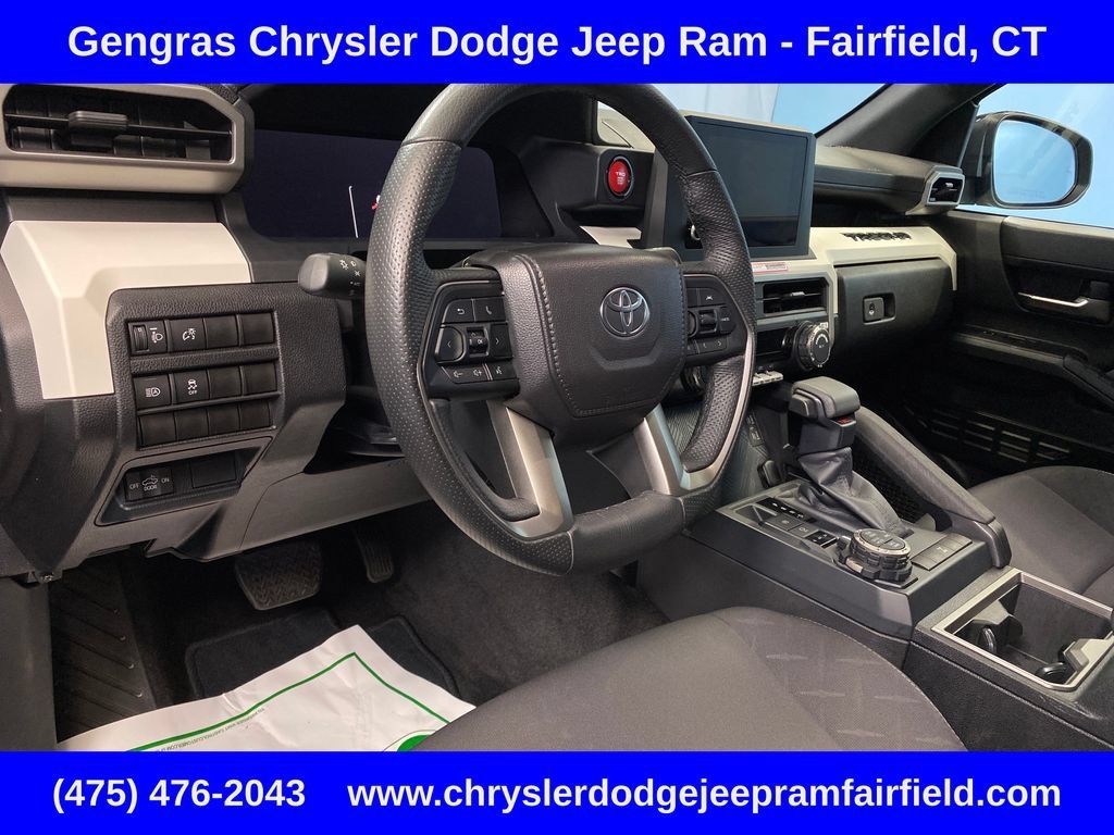 Used 2024 Toyota Tacoma TRD Off-Road AWD/4WD image 10