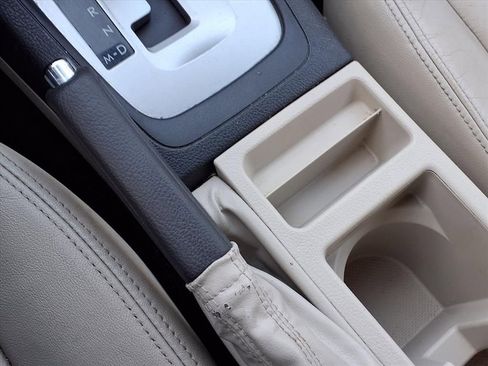 Used 2013 Subaru Crosstrek 2.0i Limited w/ Popular Pkg 2 image 30