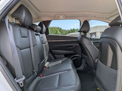 Used 2022 Hyundai Tucson Limited AWD/4WD image 31