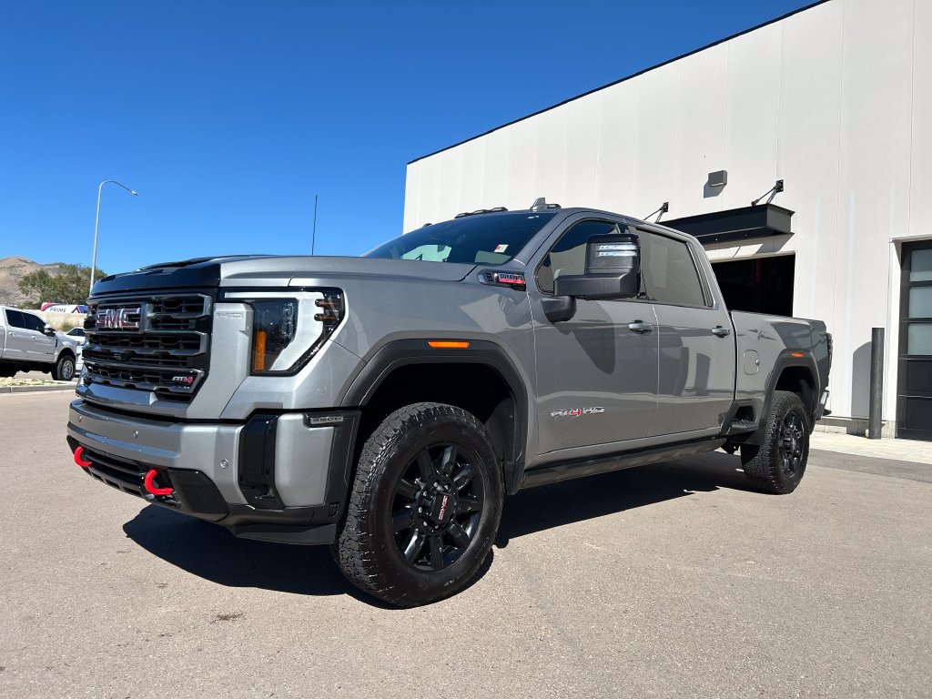 Used 2026 GMC Sierra 3500 AT4 w/ AT4 Premium Plus Package AWD/4WD image 2
