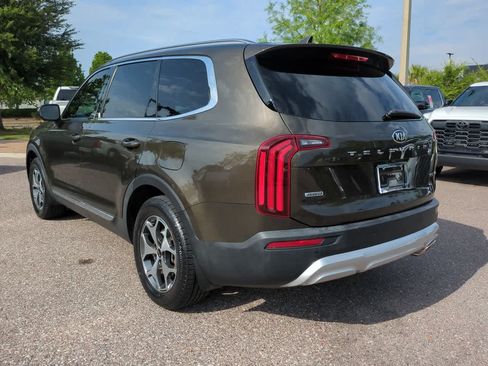 Used 2020 Kia Telluride EX AWD/4WD image 4
