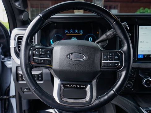 Used 2025 Ford F450 Platinum w/ FX4 Off-Road Package AWD/4WD image 22