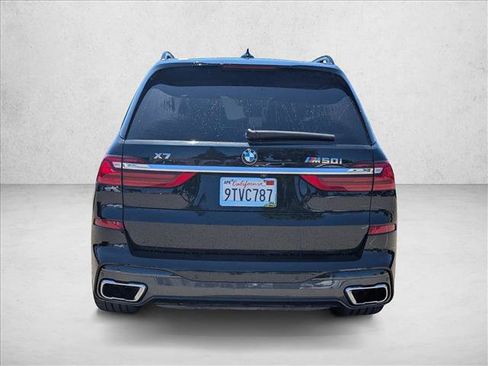 Used 2019 BMW X7 xDrive50i w/ M Sport Package AWD/4WD image 8