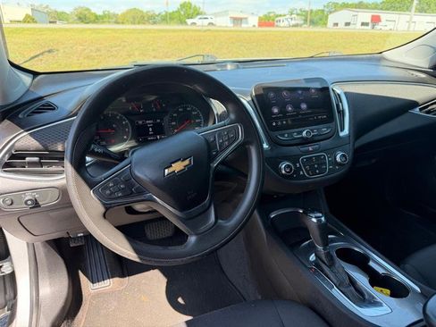 Used 2019 Chevrolet Malibu LT image 5