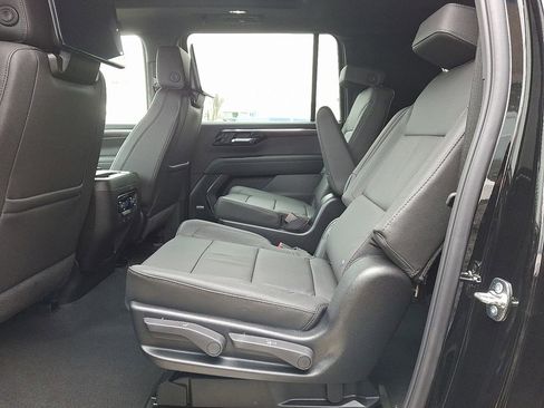 New 2026 Chevrolet Suburban Z71 w/ Z71 Off-Road Package image 5