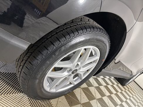 Used 2024 Ford Edge SEL image 32