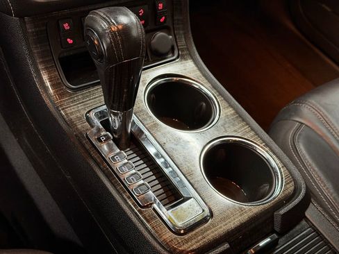 Used 2017 GMC Acadia Limited SLT image 35