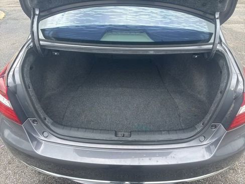 Used 2017 Honda Accord EX-L image 10