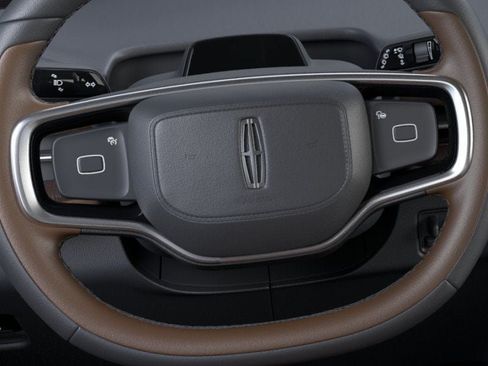New 2026 Lincoln Navigator L Reserve AWD/4WD image 12