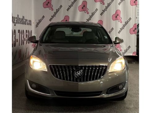 Used 2017 Buick Regal Sport Touring image 6