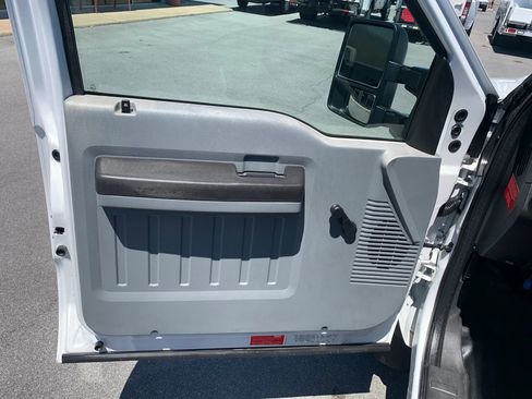 Used 2014 Ford F450 XL AWD/4WD image 9