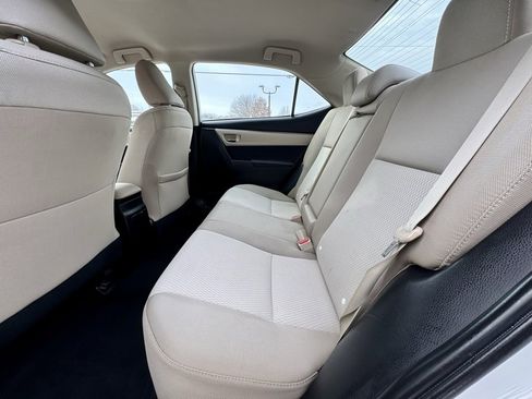 Used 2016 Toyota Corolla LE image 10