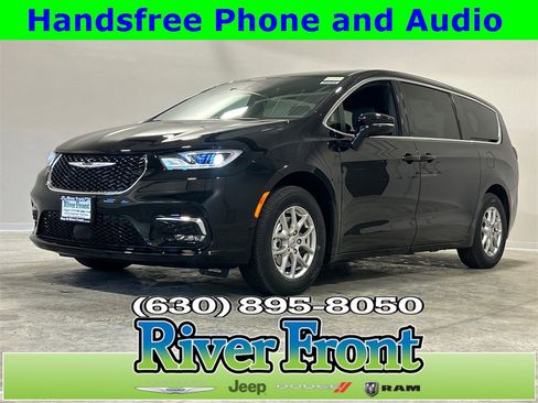 New 2025 Chrysler Pacifica Select image 1