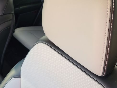 New 2025 Ford Escape Base image 12