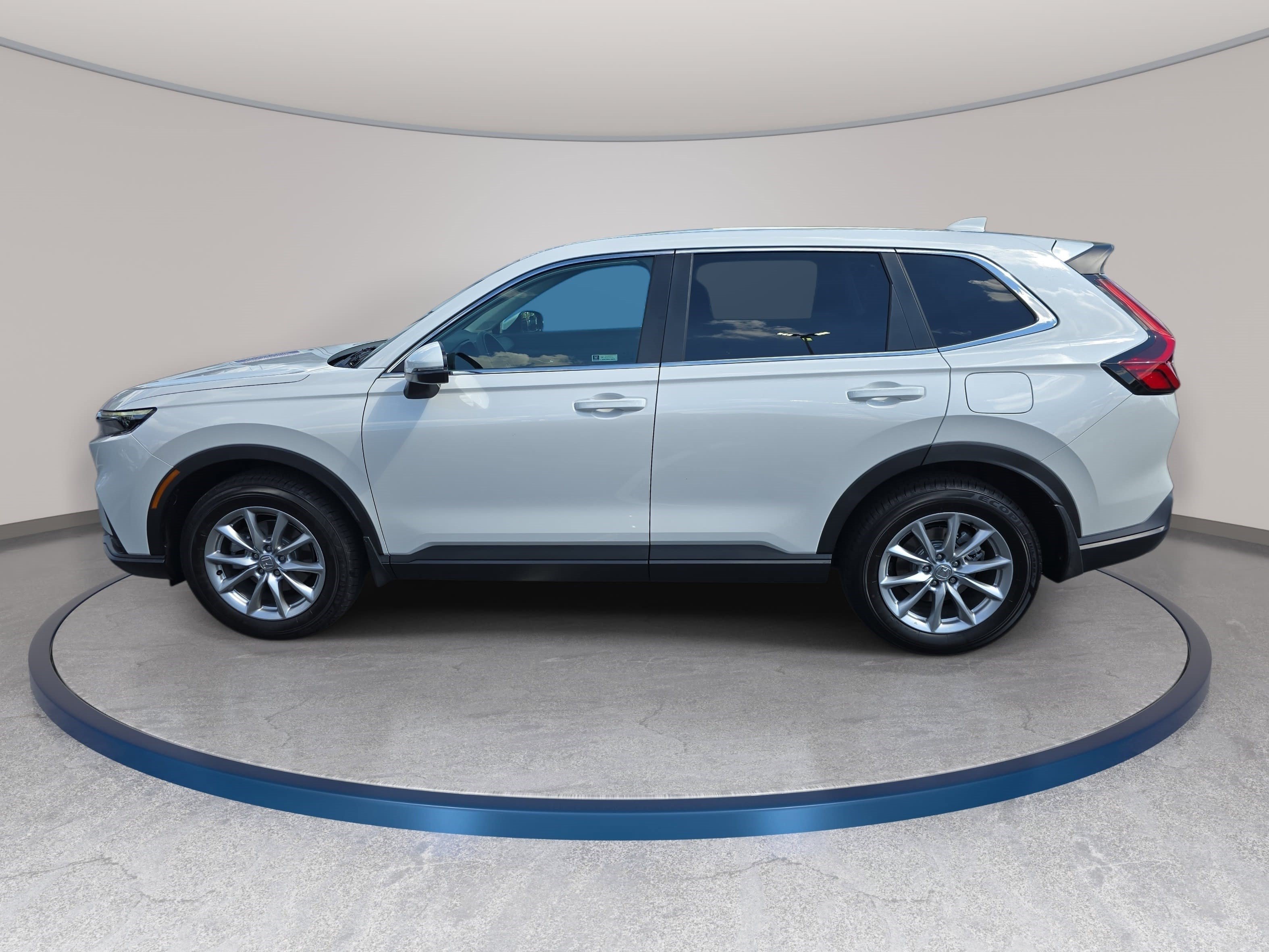 Used 2026 Honda CR-V EX image 8