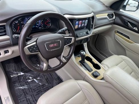 Used 2018 GMC Acadia Denali image 18