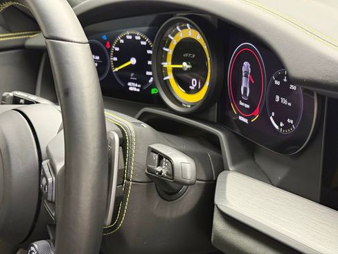 Used 2024 Porsche 911 GT3 image 31