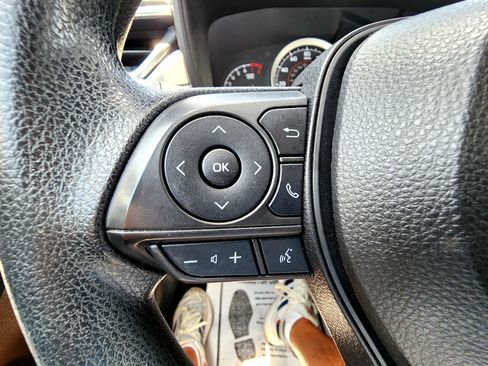 Used 2022 Toyota Corolla Cross L image 20