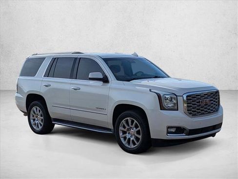 Used 2015 GMC Yukon Denali w/ Open Road Package AWD/4WD image 3