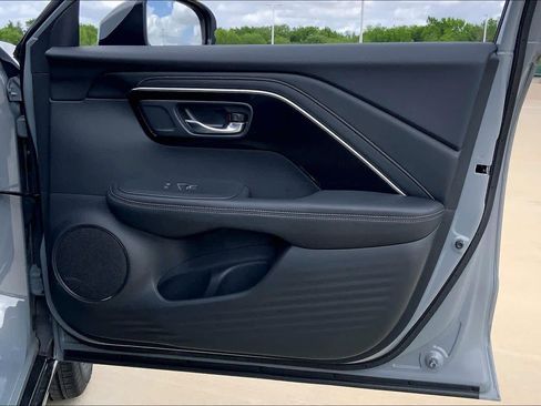 Used 2025 Acura ADX FWD image 21