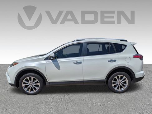 Used 2017 Toyota RAV4 Limited FWD image 28